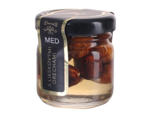 Lieskové orechy v mede