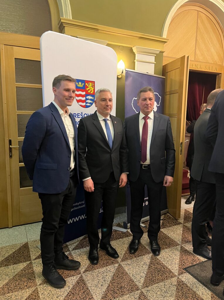 Rodinné včelárstvo Vargapál získalo prestížne ocenenie Cena regiónov 2025 - 2